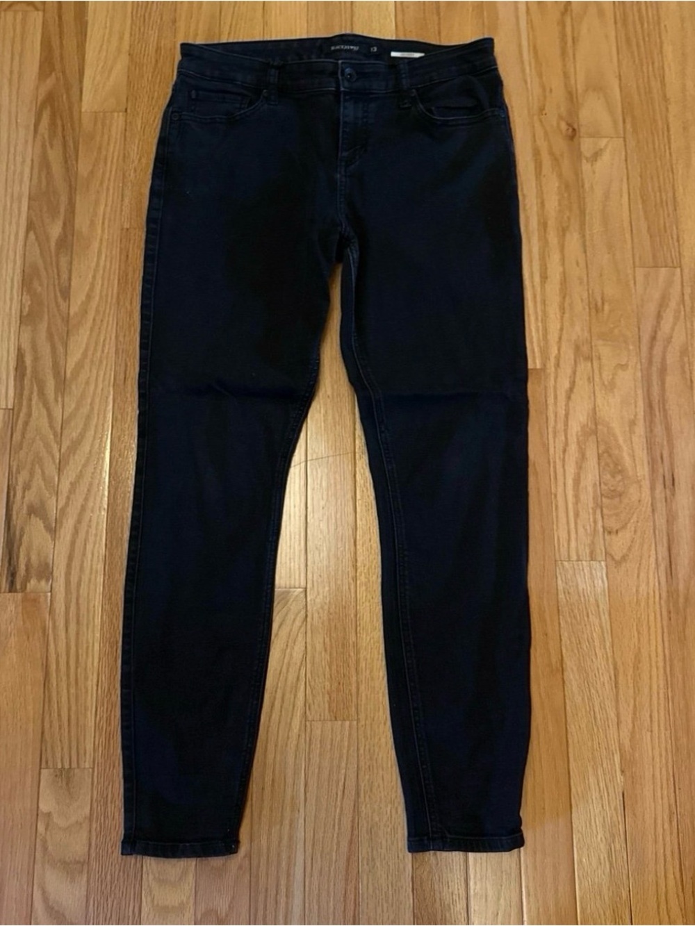 Women’s Blackheart Skinny Jeans (Size 13)